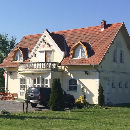 Golf Étterem és Panzió Kaposvár Exterior foto